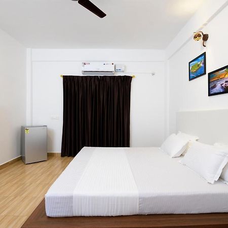 Hotel Flying Goa カラングート エクステリア 写真