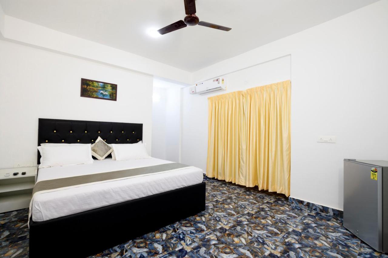 Hotel Flying Goa カラングート エクステリア 写真