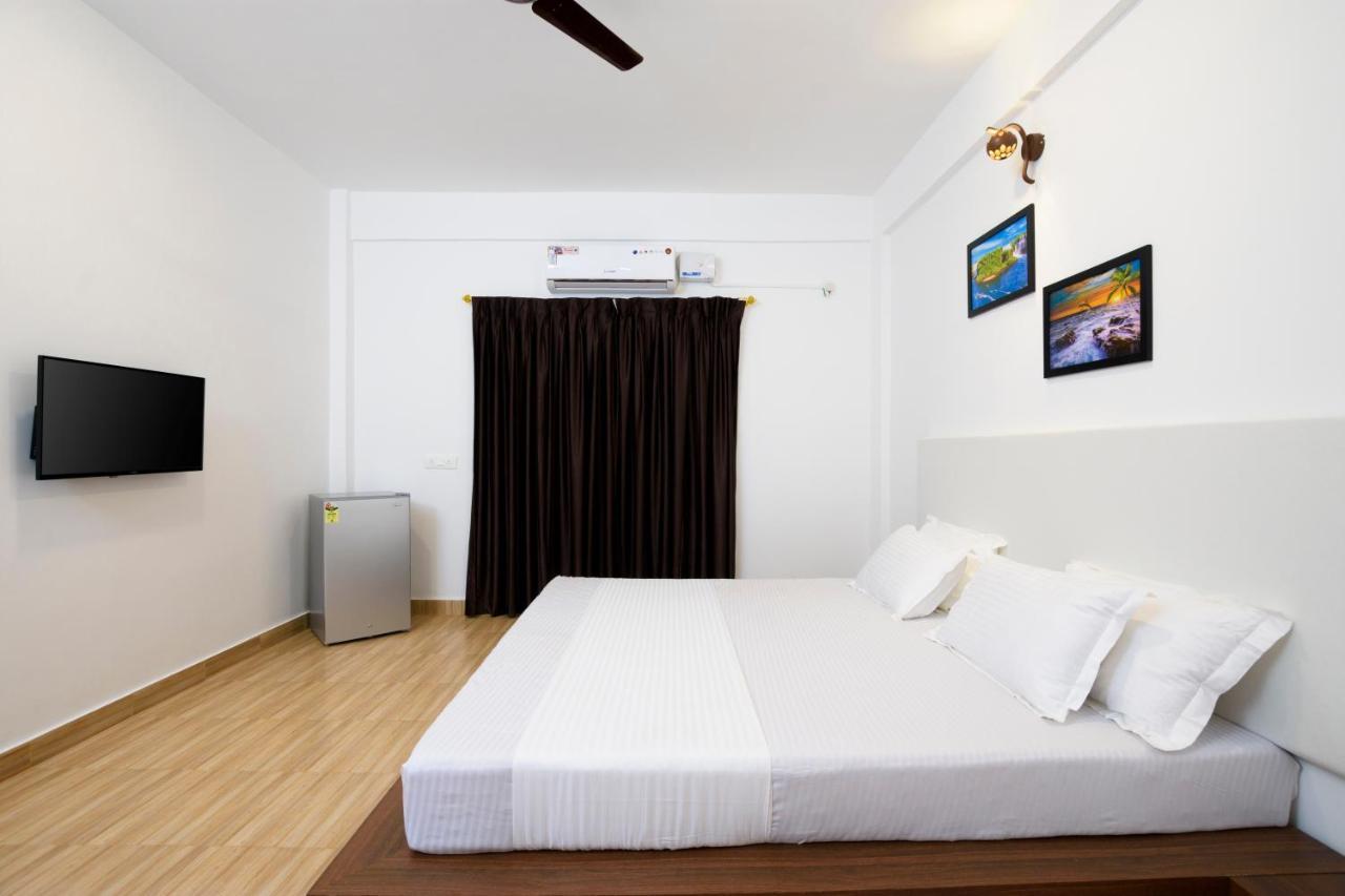 Hotel Flying Goa カラングート エクステリア 写真