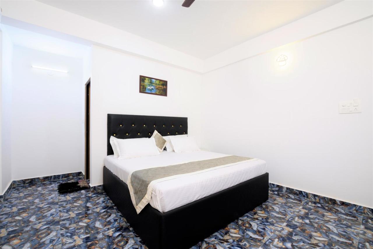 Hotel Flying Goa カラングート エクステリア 写真